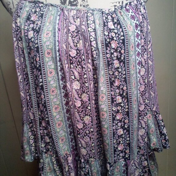 Altar'd State Blouse M Cut-Out Short Bell Sleeve Flowing Floral Colorful - Picture 8 of 15